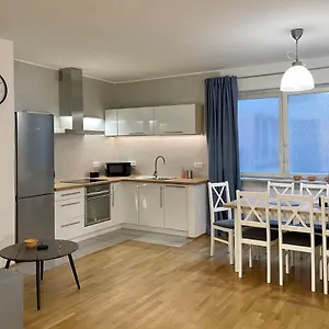Apartament Przy Atrium Okolice Stacji Metra Rondo Onz, Warszawa